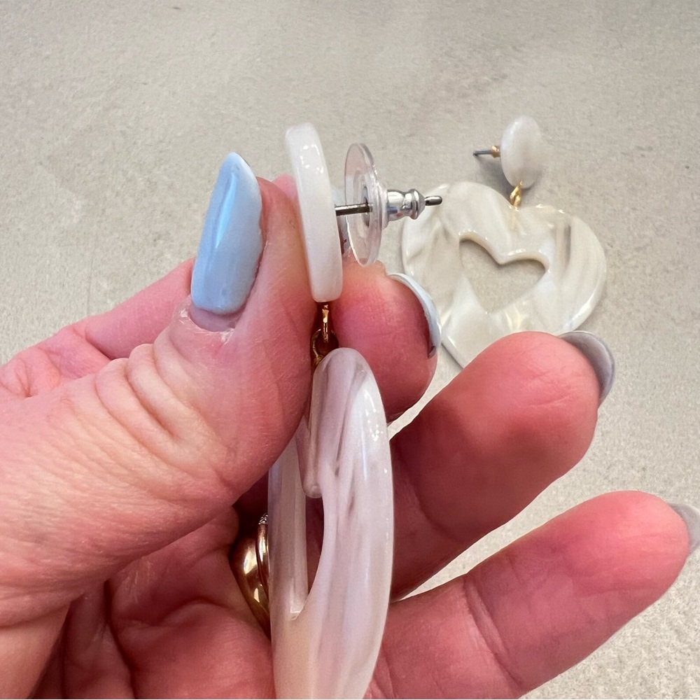 Drop Heart Earrings for Valentines Day, White Marbled Acetate‎ - Picture 5 of 7